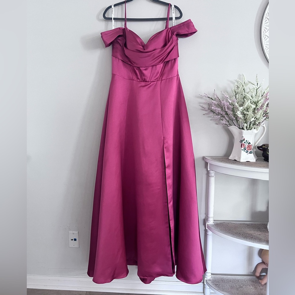 JJs House Strapless Dress in Vibrant Pink